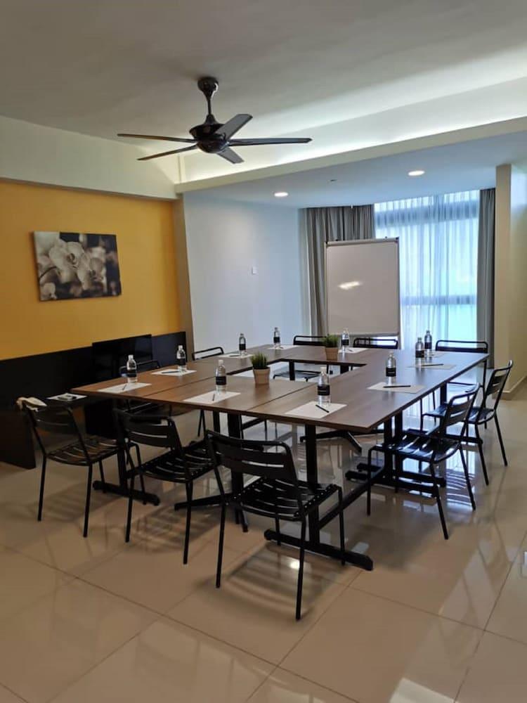 Fahrenheit Suites Bukit Bintang, Kuala Lumpur Buitenkant foto