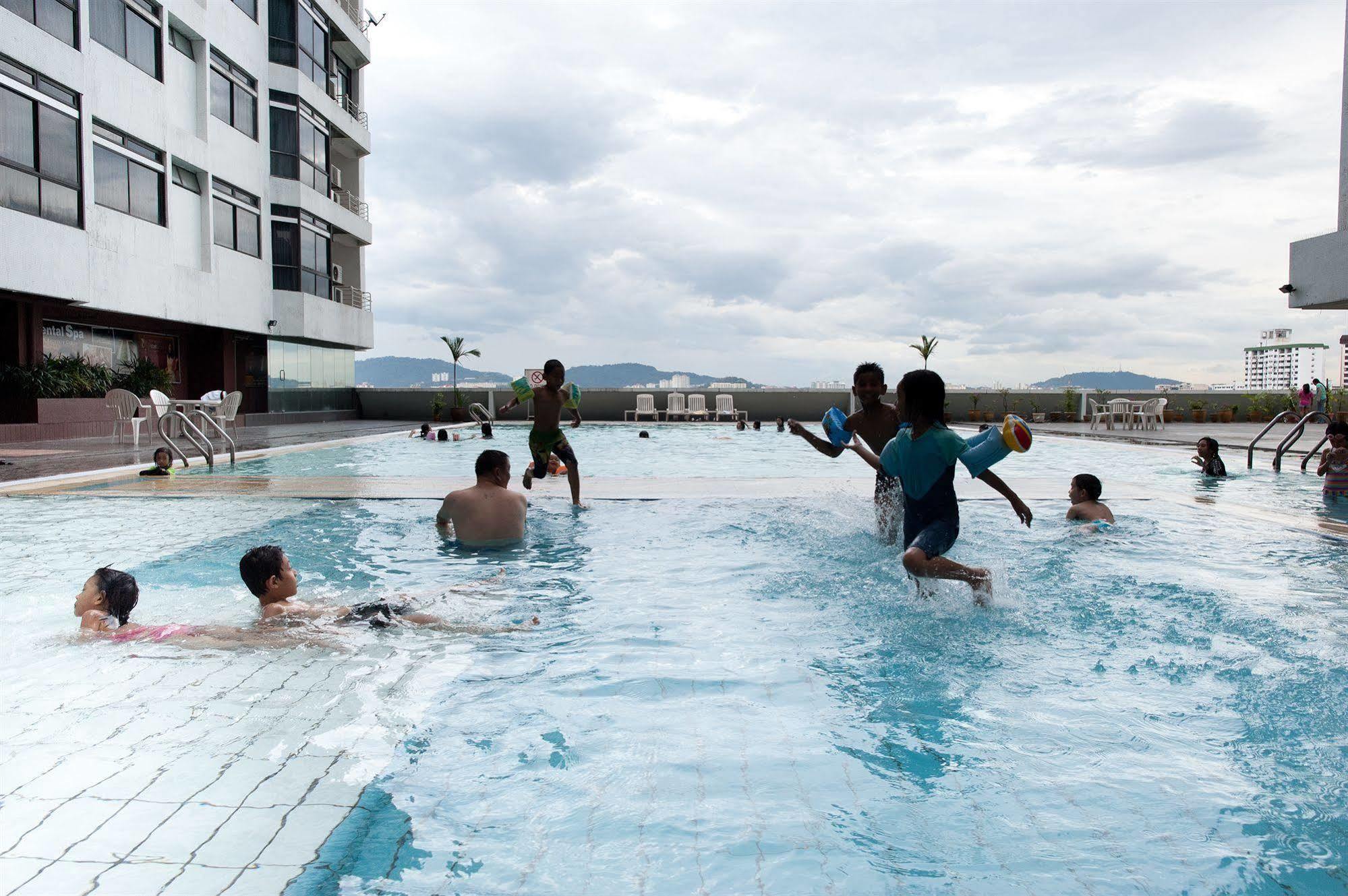 Fahrenheit Suites Bukit Bintang, Kuala Lumpur Buitenkant foto
